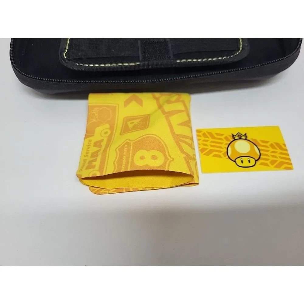 Super Mario Kart Nintendo Switch Lite Case,‎ Yellow